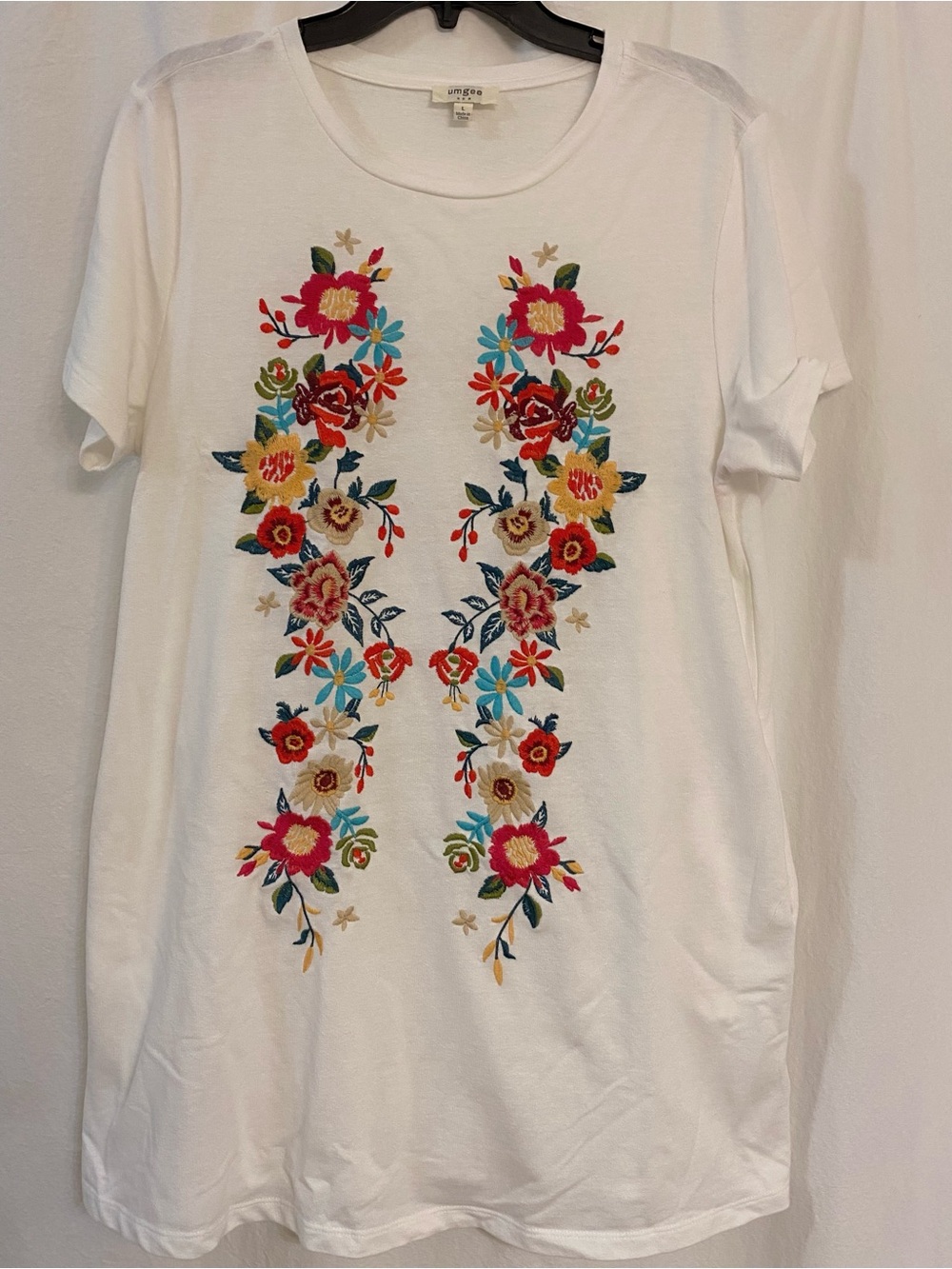 Umgee White Embroidered Short Sleeve Minidress/Tunic. Size Large Cotton BlendGUC